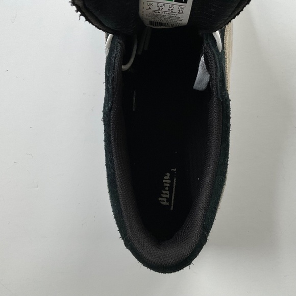 Puma Womens Suede Shoe Sz 5 Black Classic Athleisure Sneakers Travel - Picture 9 of 9